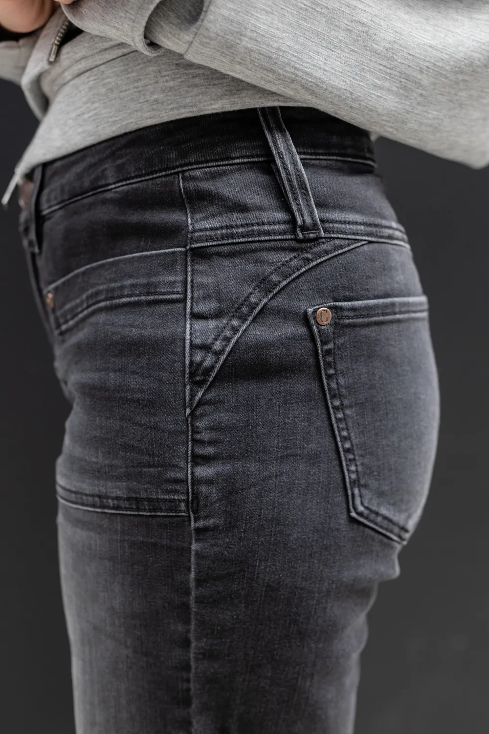 Jeans - FLARED - Clara Chromgrau