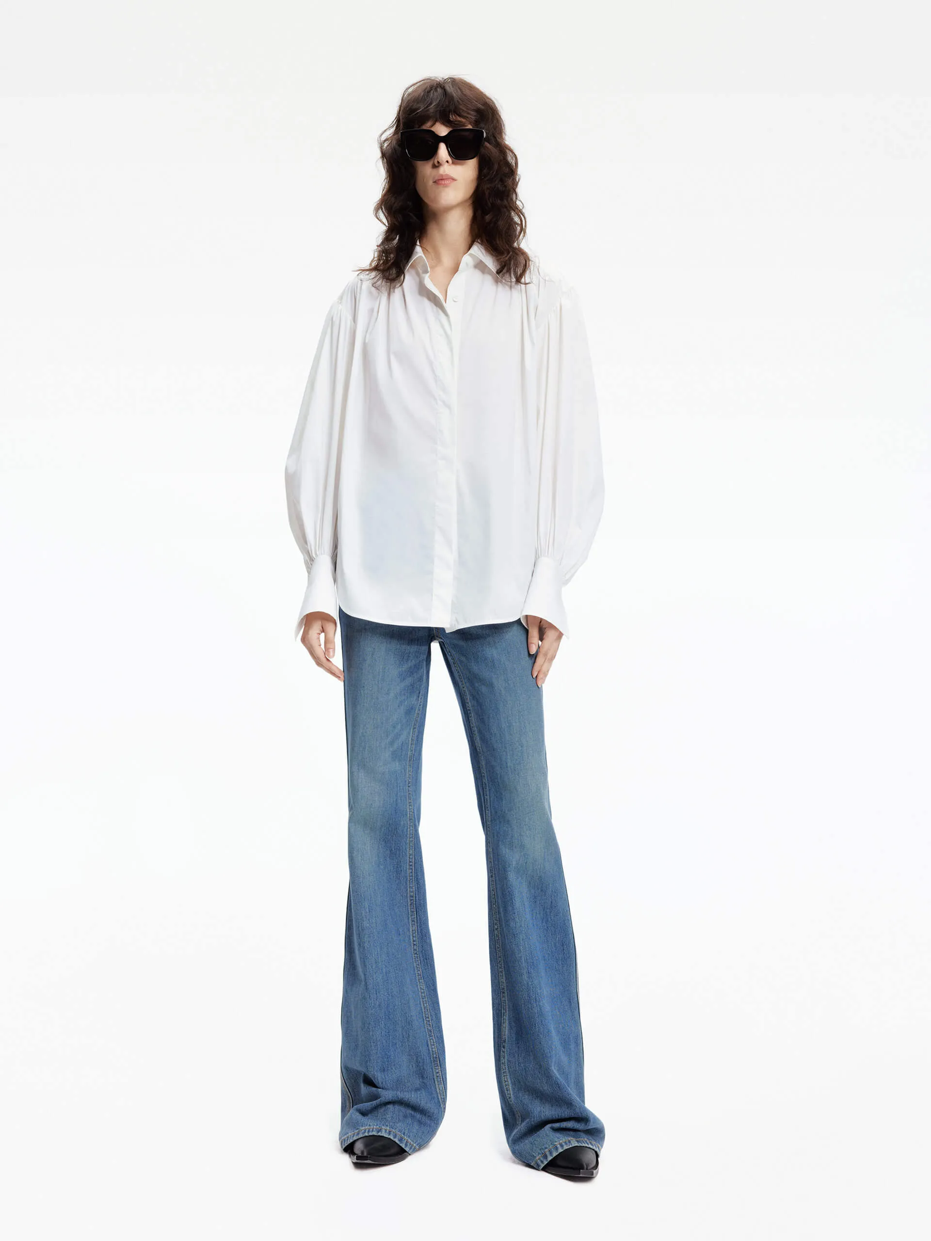 Low Rise Flared Jeans